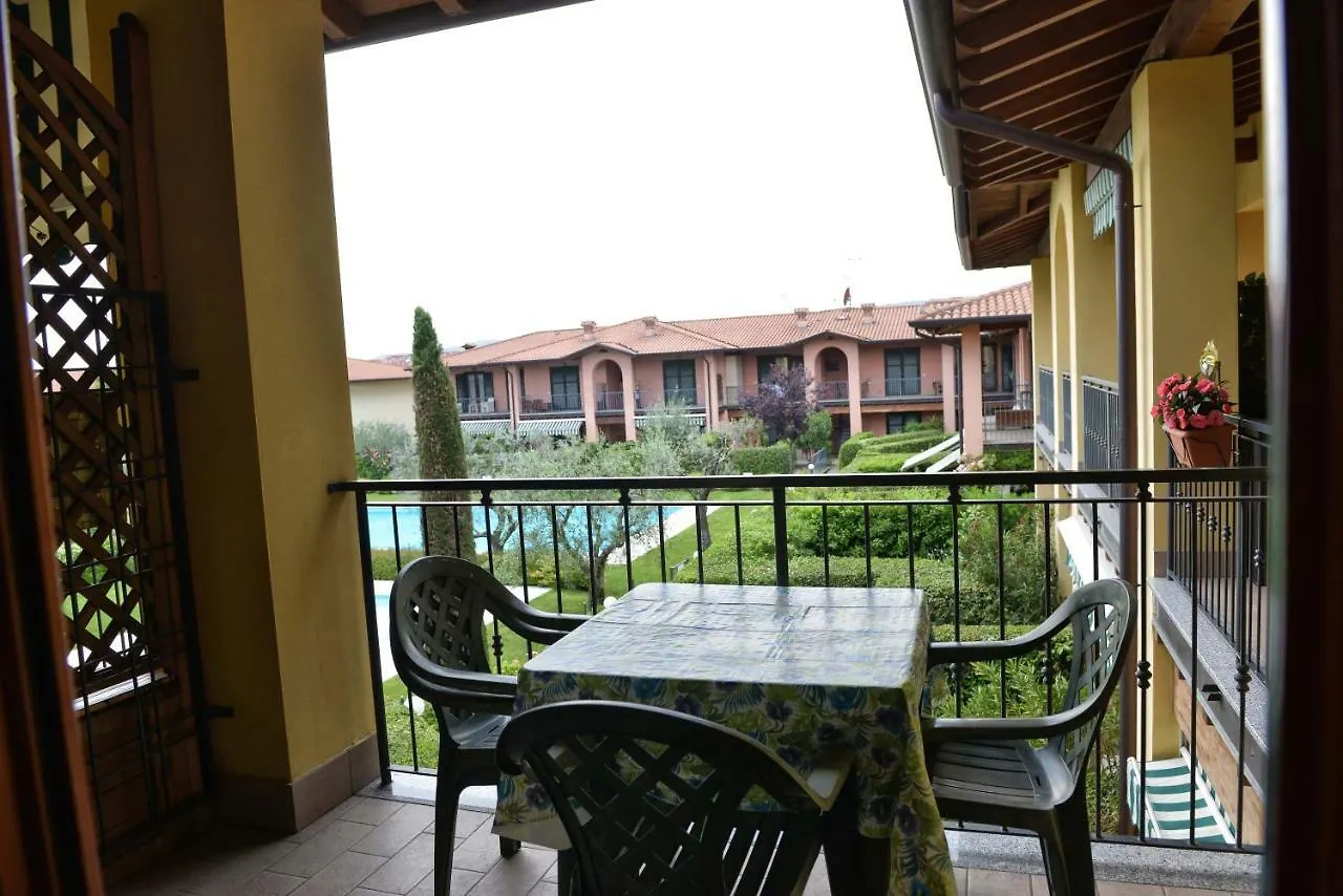 Casa Vacanze Serraglie Holiday home Raffa Italy