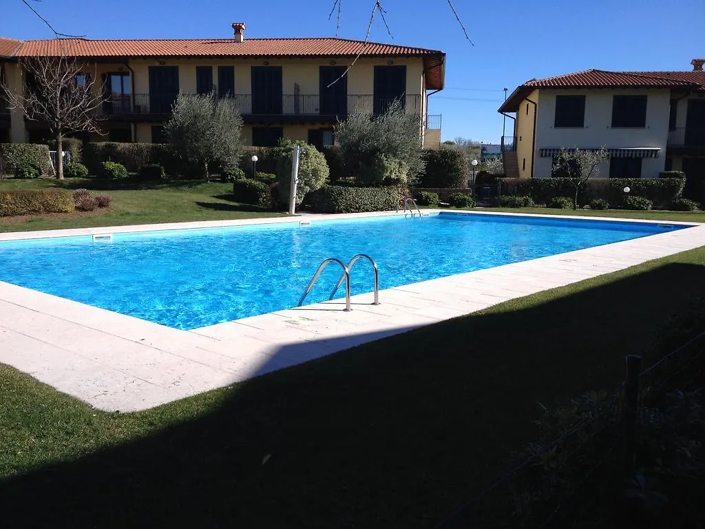 Casa Vacanze Serraglie Holiday home Raffa Italy
